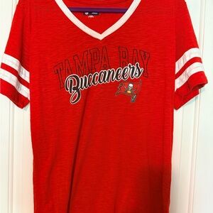 Tampa Bay Buccaneers Red V-Neck T-Shirt